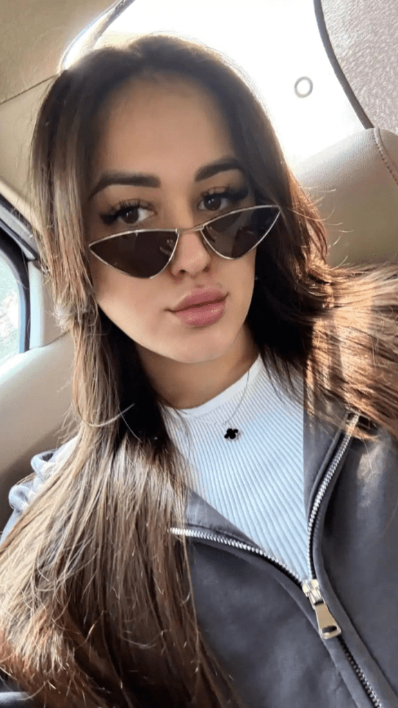 Russian Escorts in Gurgaon