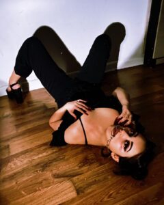 Bhabhi escorts in gurgaon